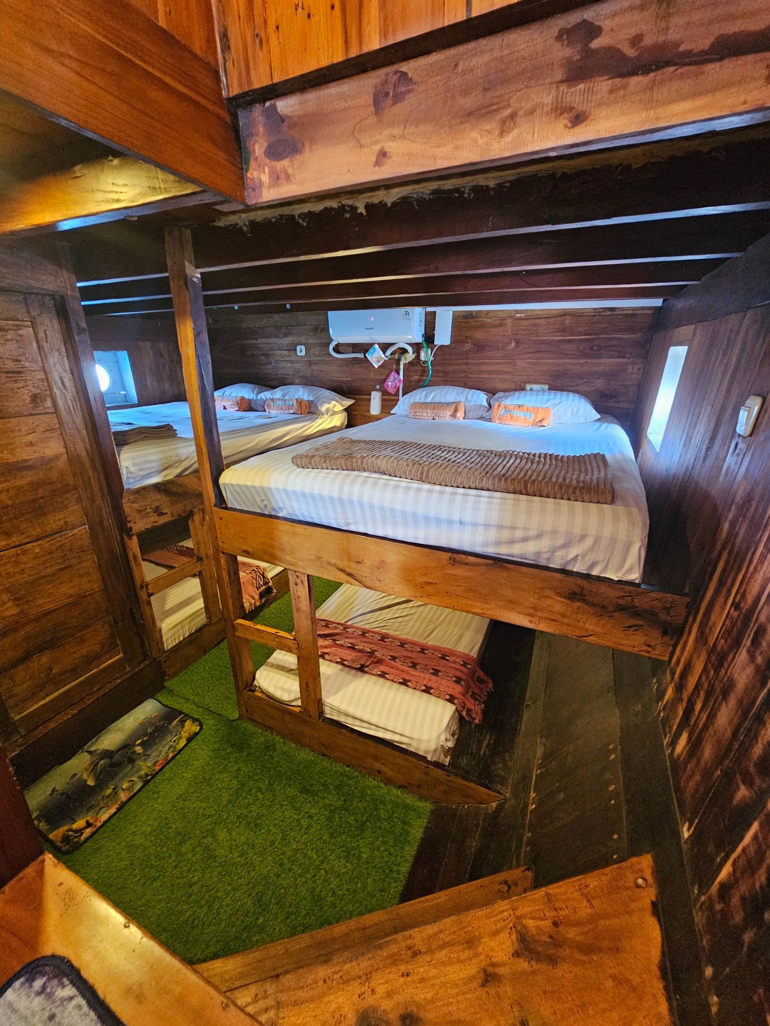 trip-bajo-3-days-2-night-octopus-phinisi-komodo-phinisi-cruise